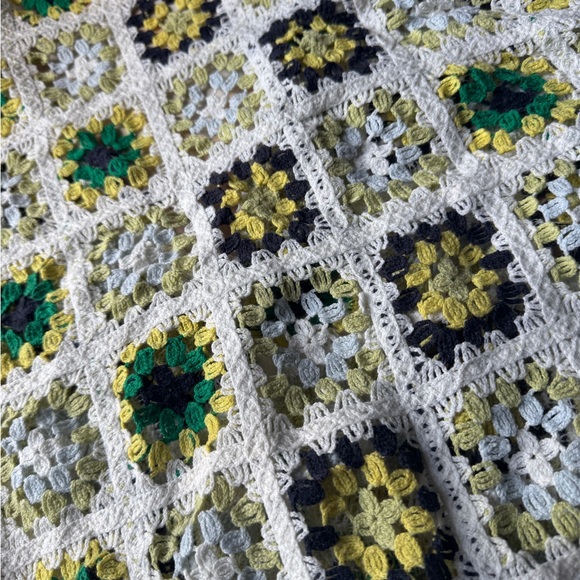 Zara Multicolor Crochet Top - Picture 3 of 9